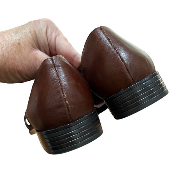 Mootsies Tootsies brown woven leather flats slip on casual shoes US size 10M - Picture 8 of 9